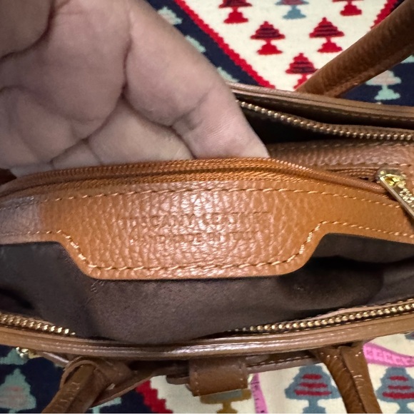 Tuscany Leather Bag with gold hardware - Picture 9 of 16